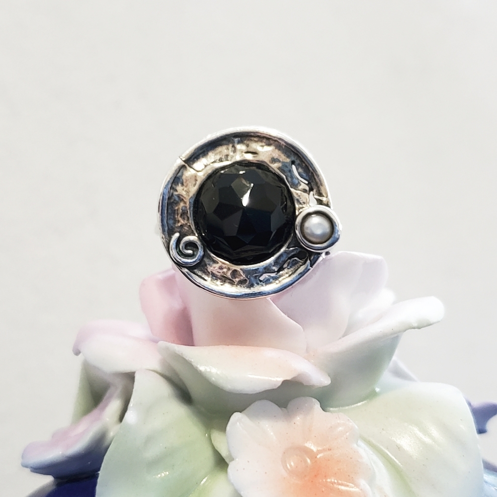 Shablool Didae Modernist Oxidized Sterling Onyx & Pearl Ring 6.5